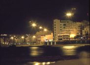 La playa de noche
