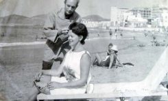 1967-Peluquería en la playa