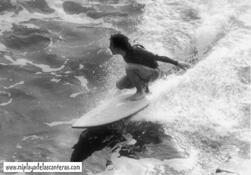 Surf en los 70-Bajando la ola-Aportación Orca Surf Shop