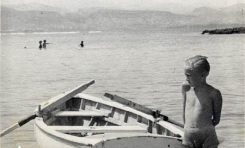 Agustin Melián y su bote en La Puntilla-sobre 1950-