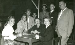 En el Bolera Club. ( 1955)- colecc. Familia Andersen.