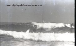 Surf en blanco y negro, sobre 1980- colecc. Familia Zanolety.