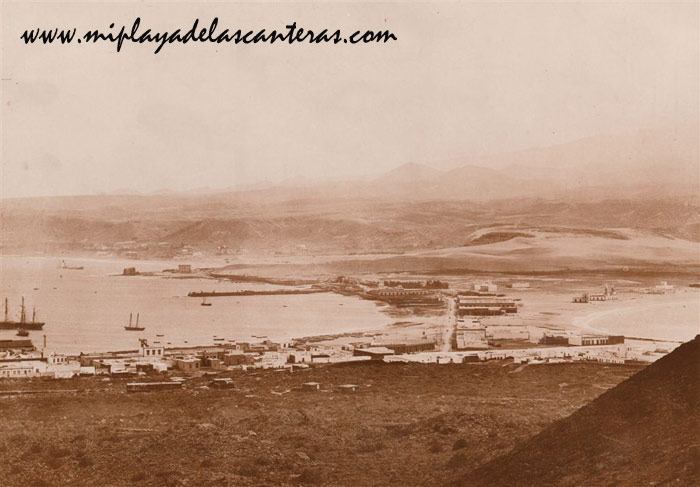 Vistas antiguas de la playa de Las Canteras. Principios del siglo XX.
