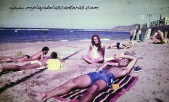 Sonia Millares, Fernando Pons, Tato Gonçalves y Pepe en la Playa Chica. 1983