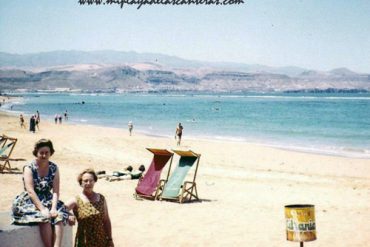 Playa de Las Canteras en 1962.