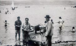 Pescadores. Entre ellos José Perdomo. Sobre 1970- Colecc. Familia Perdomo.