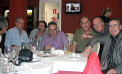 Reportaje: se reúnen los “viejos amigos de la Discoteca Cacatúa”