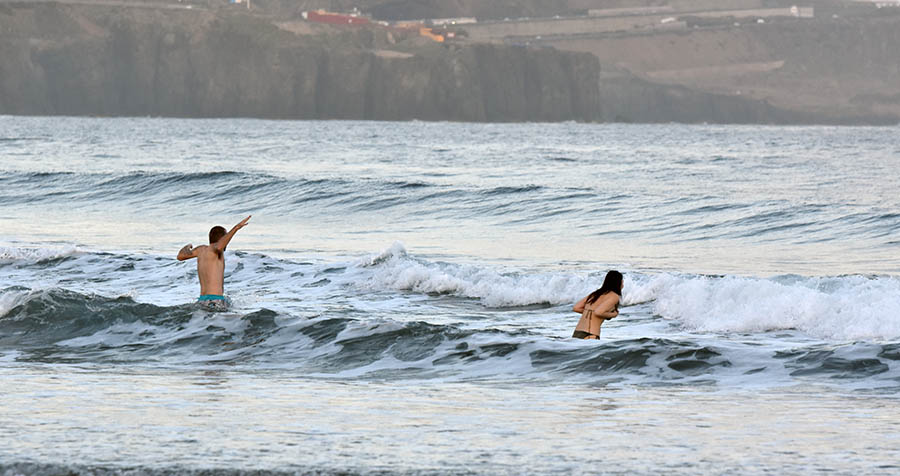 ‘Las Palmas de Gran Canaria, ciudad Aquaprotegida: los hoteles conciencian a los viajeros contra los ahogamientos