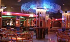 Cierra el Neón Dancing, inaugurada en 1980, era la última discoteca que seguía abierta desde los buenos años del turismo