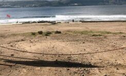 Un infarto a un surfero mientras cogía olas en El Confital pone en evidencia las carencias en materia de seguridad y socorrismo en esta playa de la ciudad