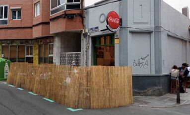 El Ayuntamiento ordena retirar las terrazas de los locales de las aceras y calles al pasar Gran Canaria al nivel de alerta 2