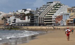 Decepción con el nuevo pliego de licitación del servicio de salvamento de las playas de Las Palmas de Gran Canaria