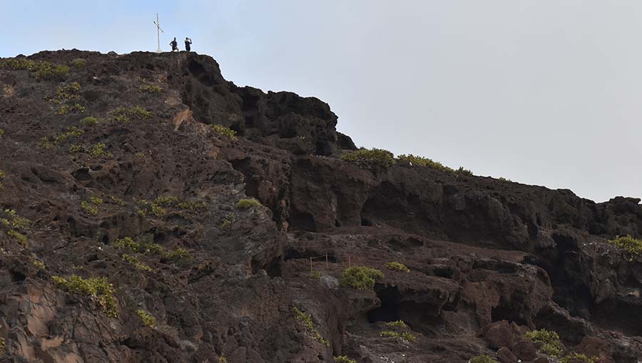 El Cabildo de Gran Canaria limpiará y recuperará las cuevas de los Canarios y los búnkeres de La Isleta