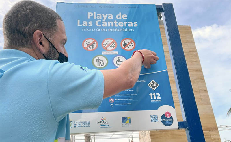 El Ayuntamiento prepara una nueva cartelería para las playas de la ciudad que refleje las nuevas ordenanzas