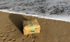 Localizan un tercer fardo de droga en la playa de Las Canteras
