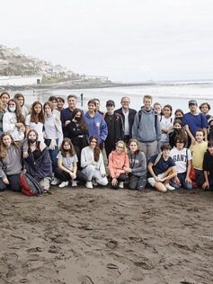 Ciudad de Mar colabora en la concienciación de escolares sobre el problema de los microplásticos en el mar