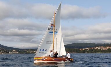 El bote de Vela Latina ‘Las Palmas de Gran Canaria’ navega en Cádiz para promocionar el deporte y la ciudad en Andalucía