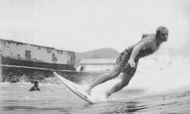 Surfeando en Los Muellitos a principios de los años noventa