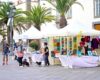 La Plaza de Santa Ana estrena mercado de artesanía promovida por el Ayuntamiento y la FEDAC